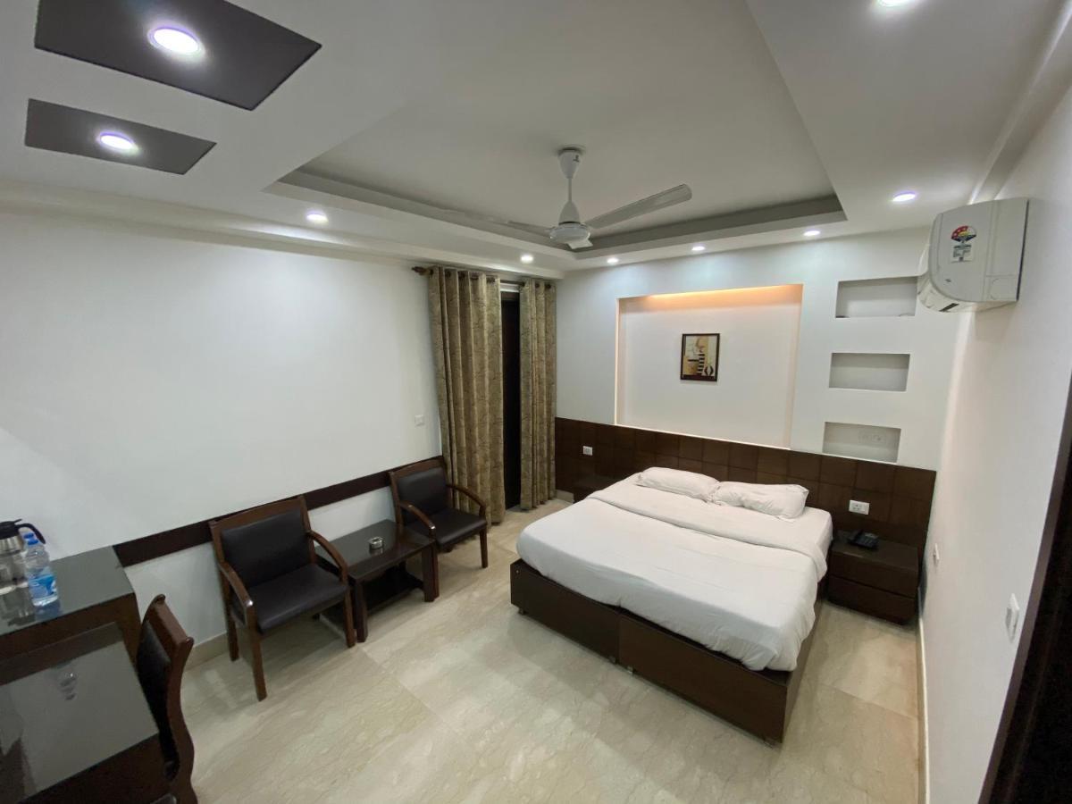 Sheesh Mahal Bed & Breakfast New Delhi Exteriör bild